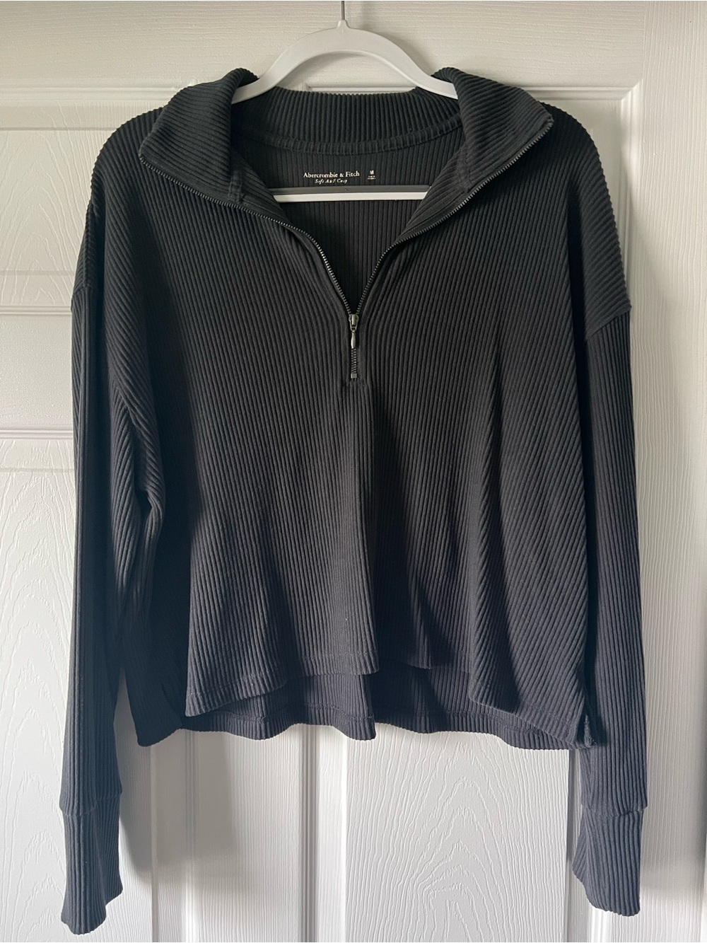 Abercrombie & Fitch Black Ribbed Half-Zip Pullover Top